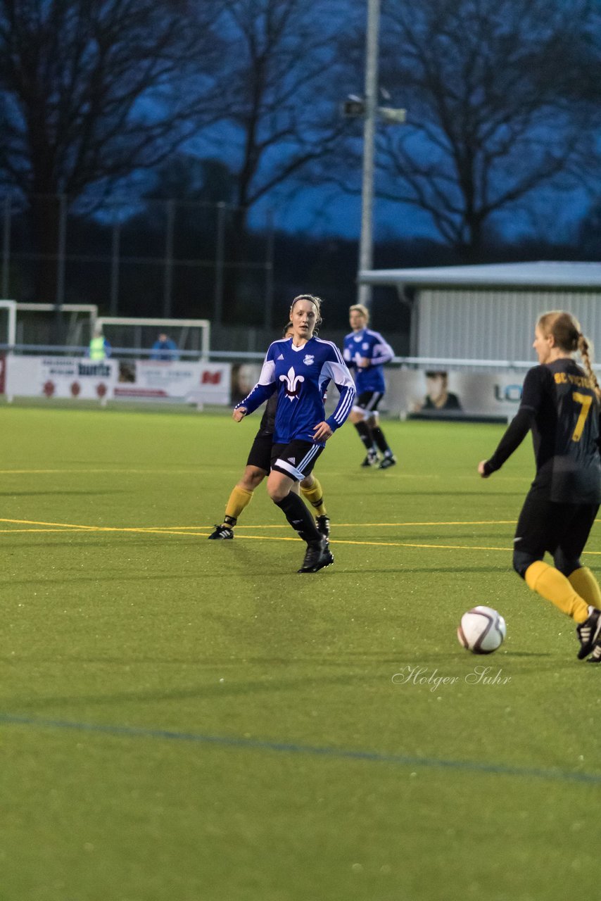 Bild 391 - Frauen Union Tornesch - Victoria : Ergebnis: 4:2